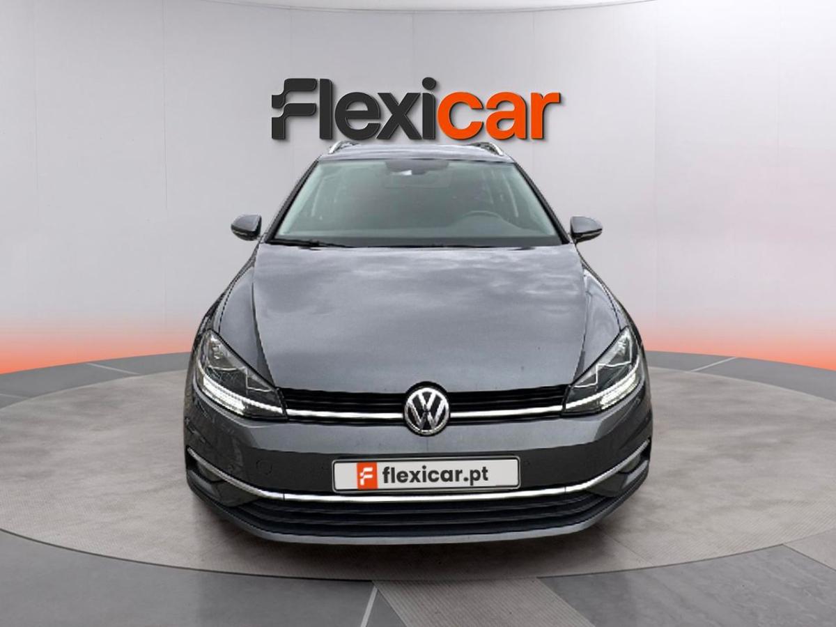 volkswagen-golf-variant-2018-diesel-1598cc