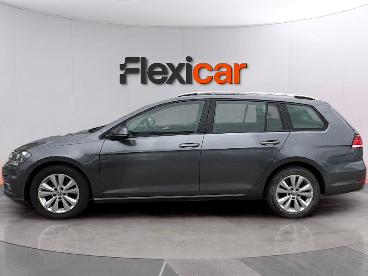 volkswagen-golf-variant-2018-diesel-1598cc