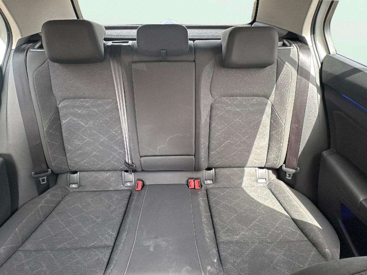 volkswagen-golf-2023-gasolina-999cc
