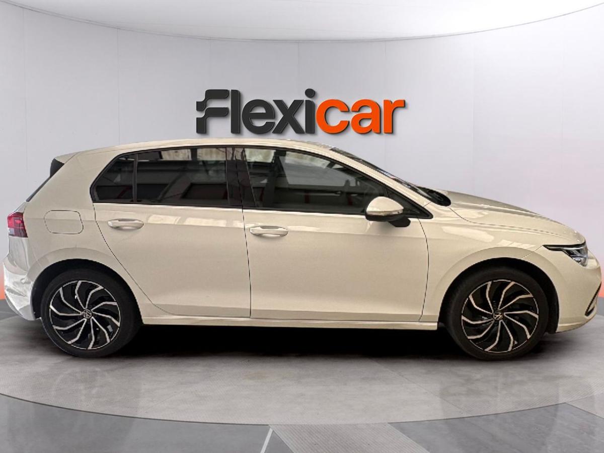 volkswagen-golf-2023-gasolina-999cc
