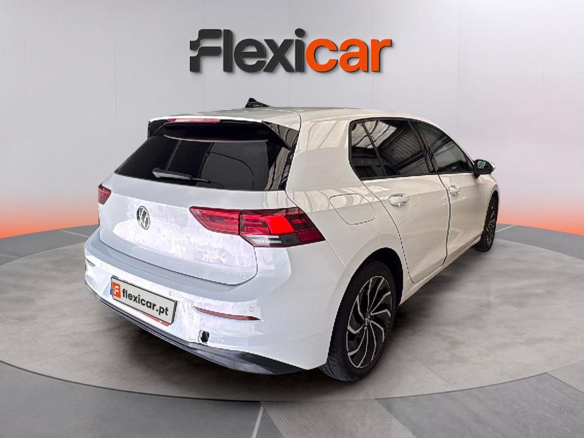 volkswagen-golf-2023-gasolina-999cc