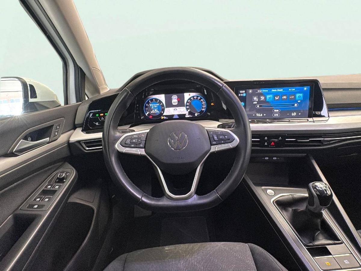 volkswagen-golf-2023-gasolina-999cc