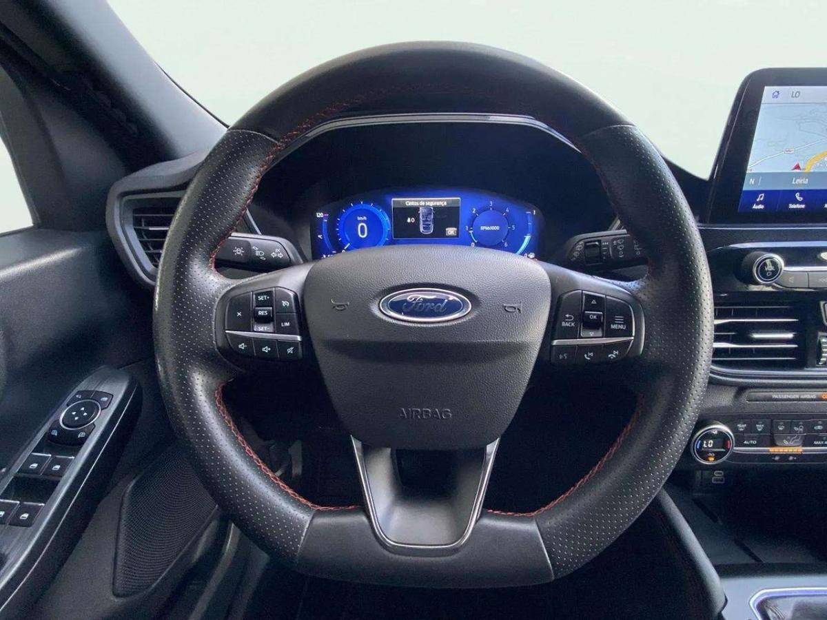ford-kuga-2022-diesel-1499cc