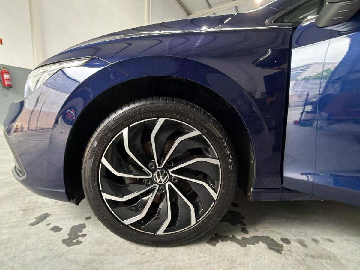 volkswagen-golf-2023-gasolina-999cc