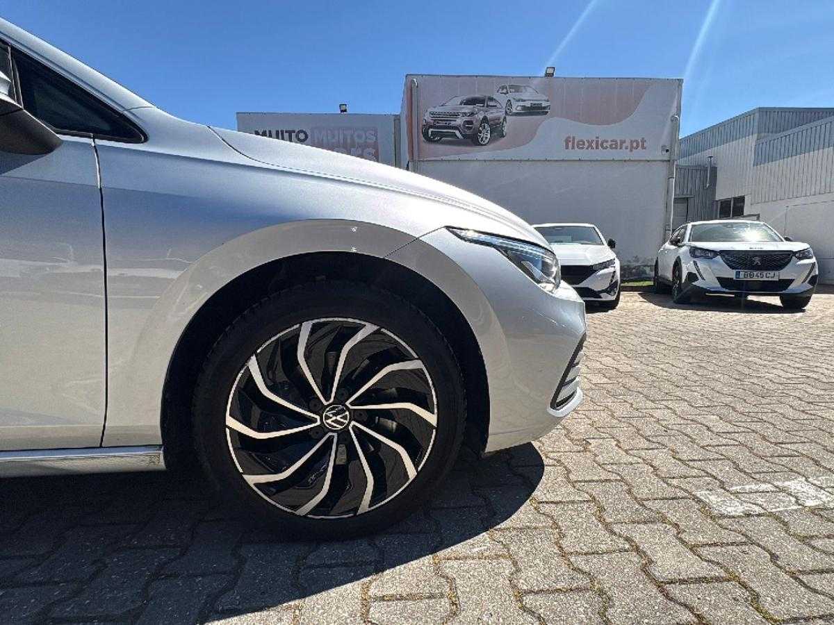 volkswagen-golf-2023-gasolina-999cc
