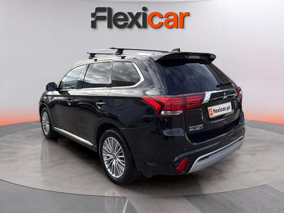 mitsubishi-outlander-2019-hibrido-a-gasolina-2360cc