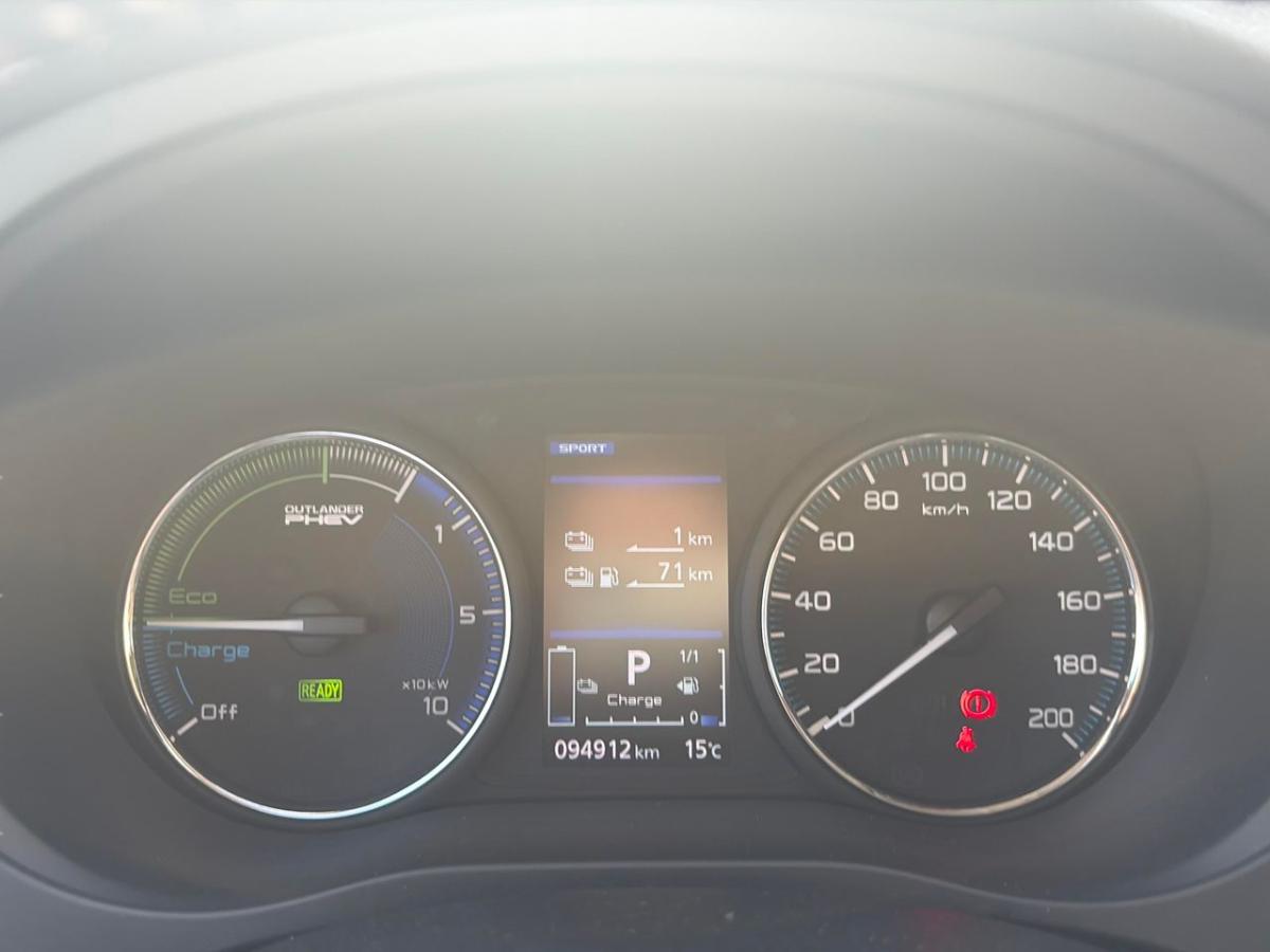 mitsubishi-outlander-2019-hibrido-a-gasolina-2360cc