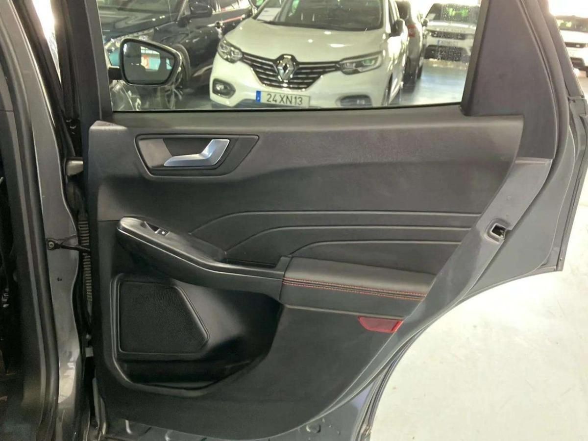 ford-kuga-2022-diesel-1499cc