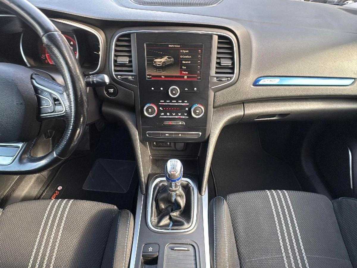 renault-megane-sport-tourer-2016-diesel-1598cc