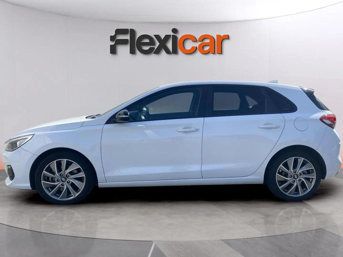 hyundai-i30-2018-diesel-1598cc