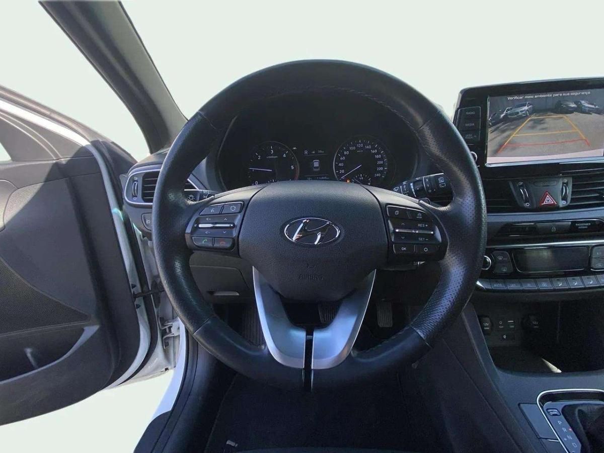 hyundai-i30-2018-diesel-1598cc