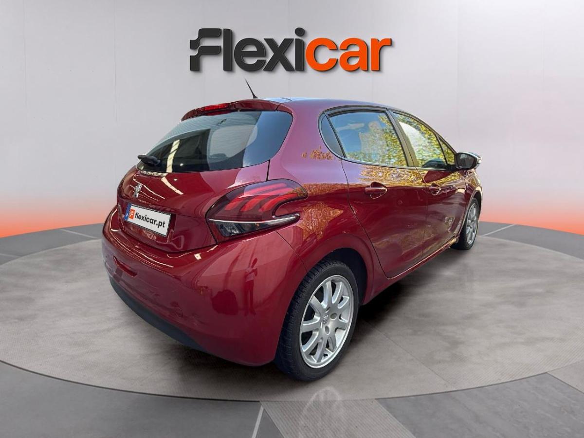 peugeot-208-2018-gasolina-1199cc