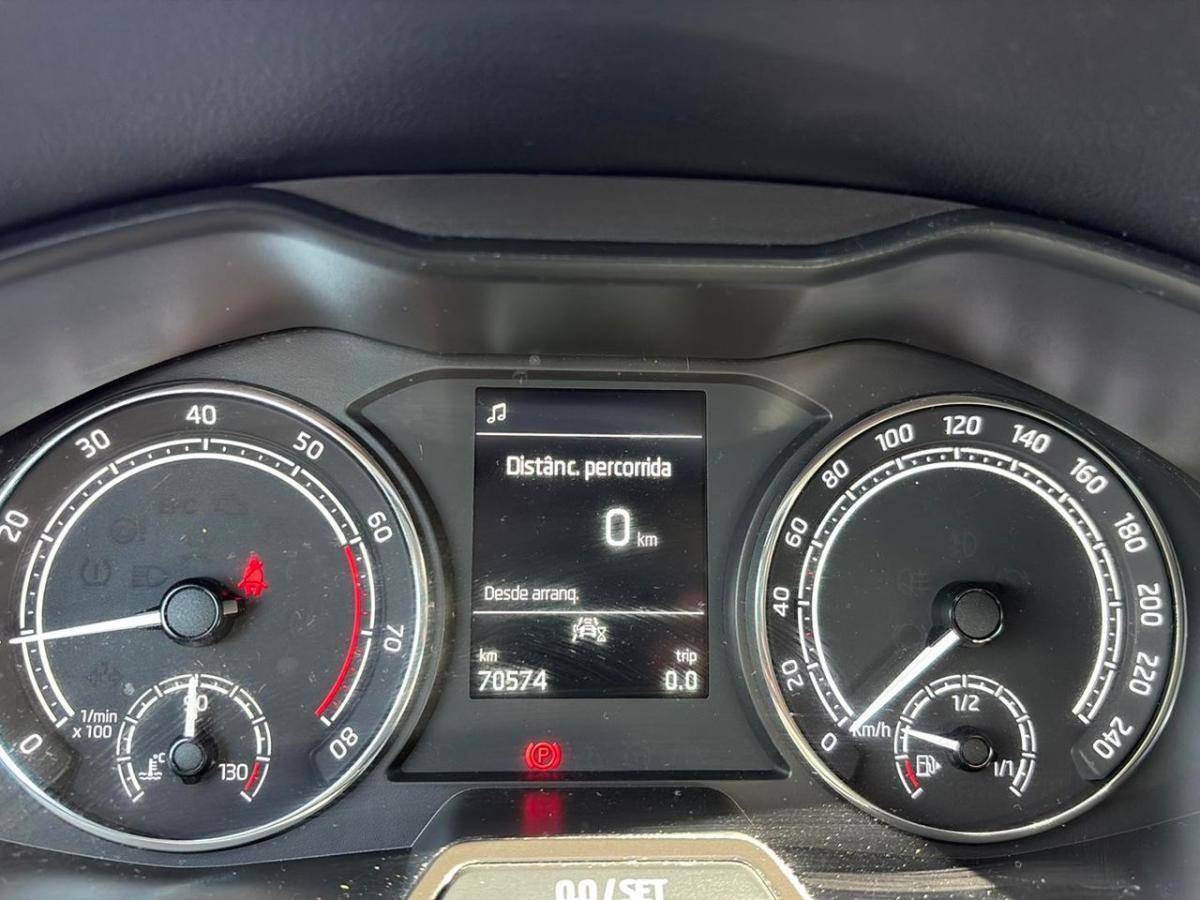 skoda-scala-2022-gasolina-999cc