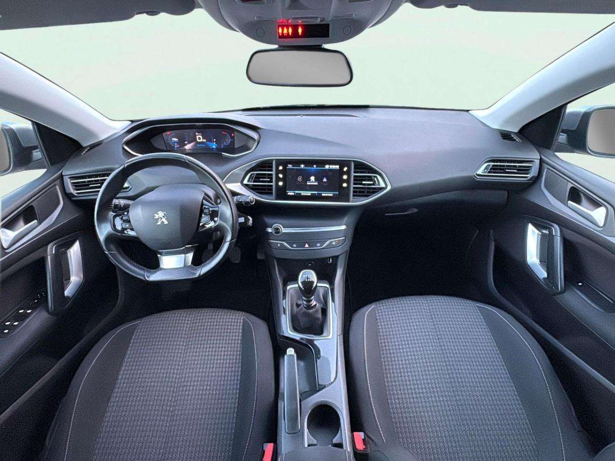 peugeot-308-sw-2021-diesel-1499cc