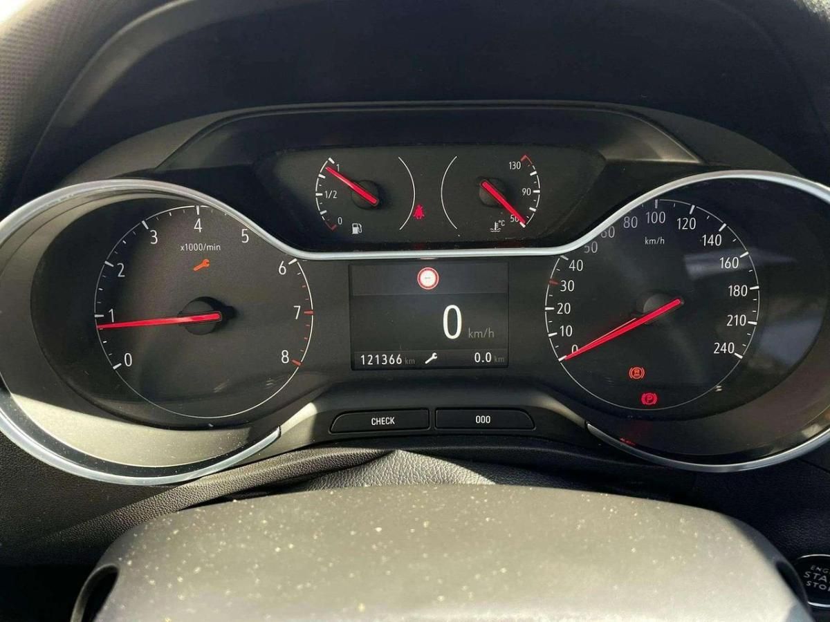 opel-crossland-2021-diesel-1499cc
