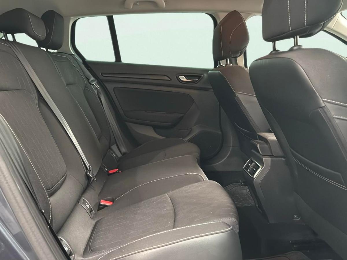 renault-megane-sport-tourer-2019-diesel-1461cc