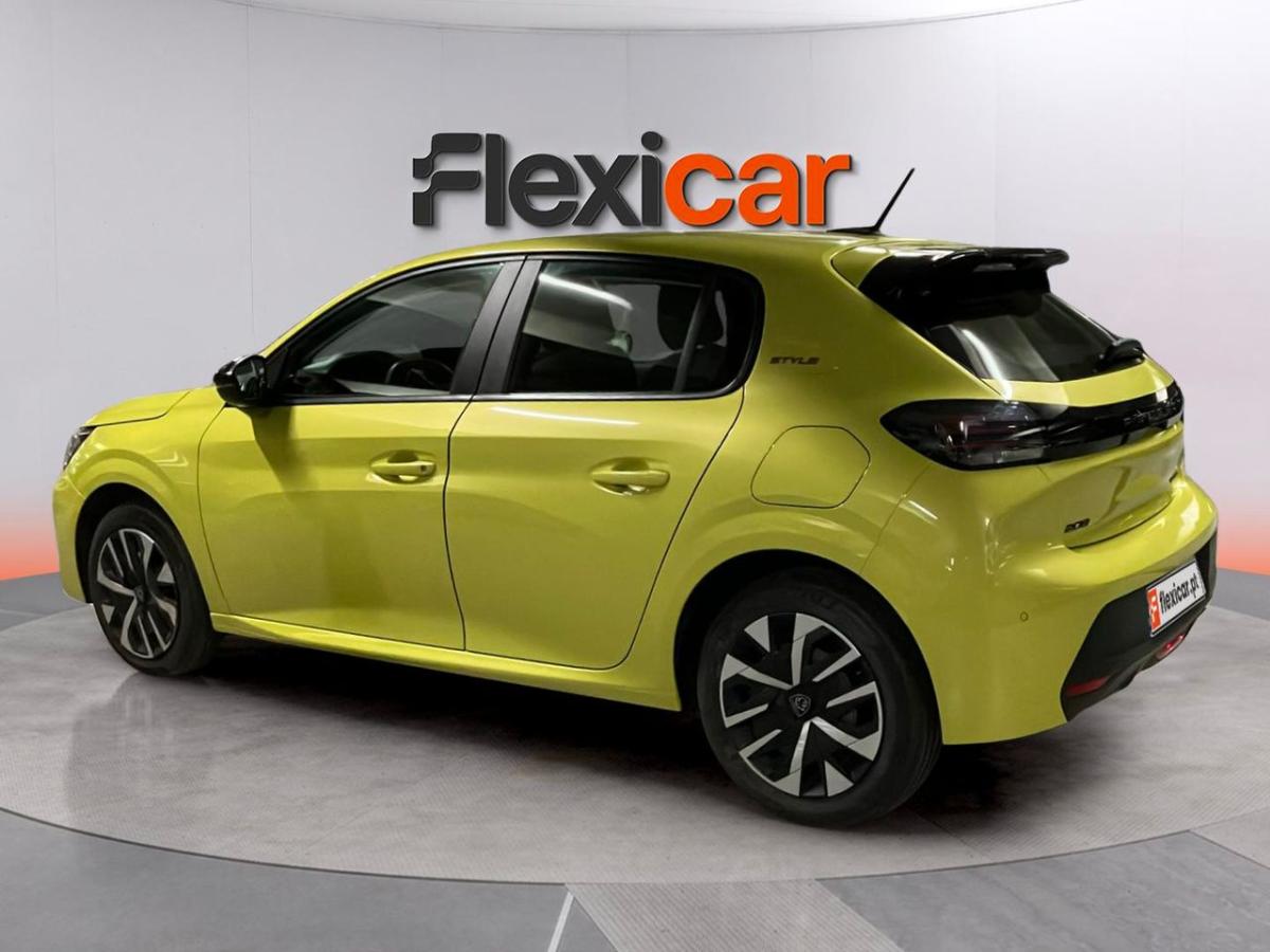 peugeot-208-2025-hibrido-a-gasolina-1199cc
