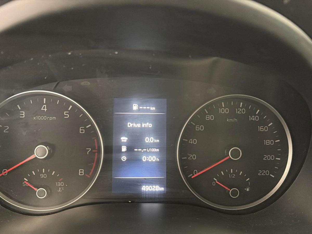 kia-rio-2023-gasolina-998cc