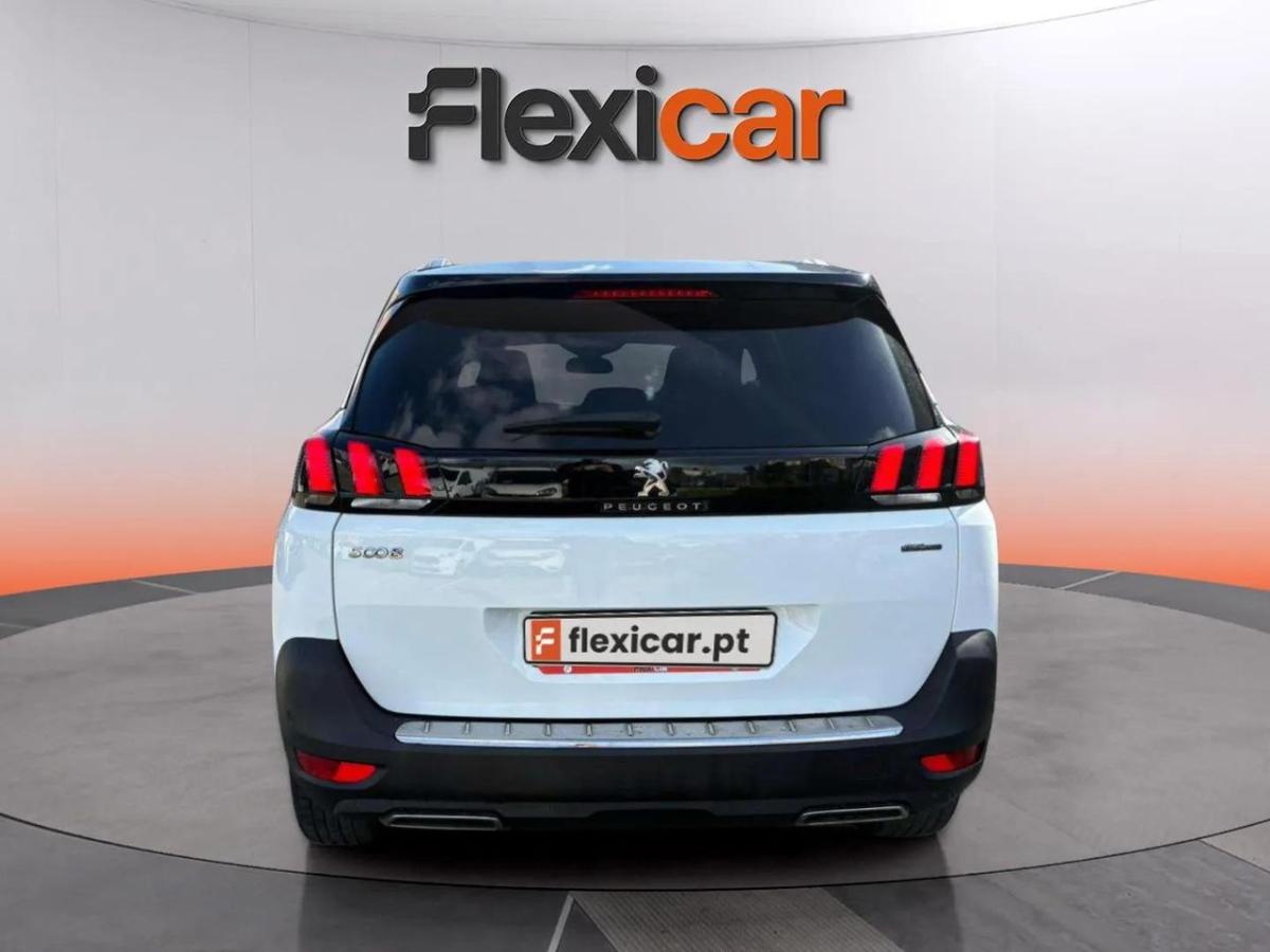 peugeot-5008-2019-diesel-1499cc