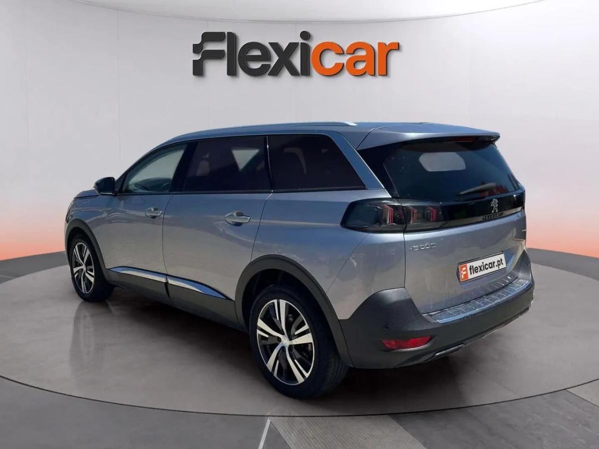 peugeot-5008-2021-diesel-1499cc