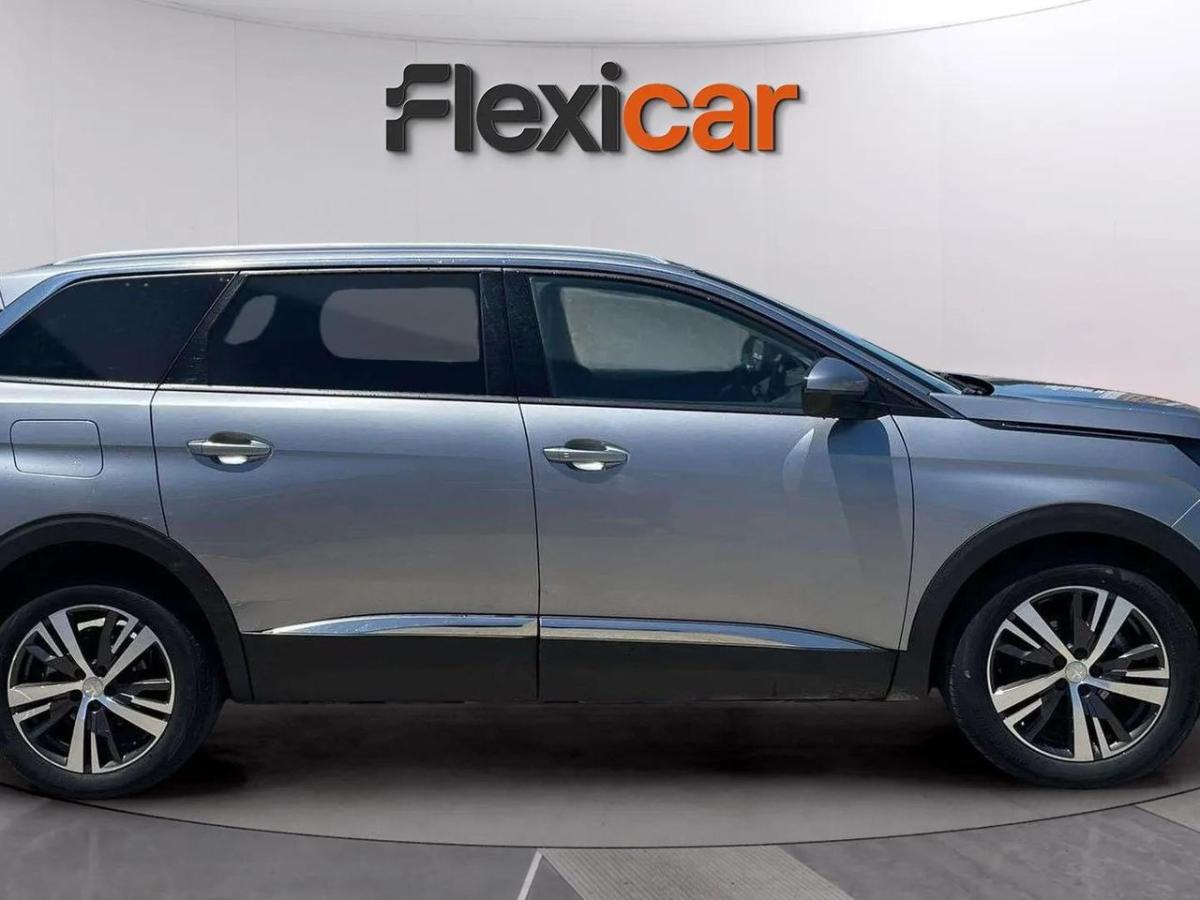 peugeot-5008-2021-diesel-1499cc