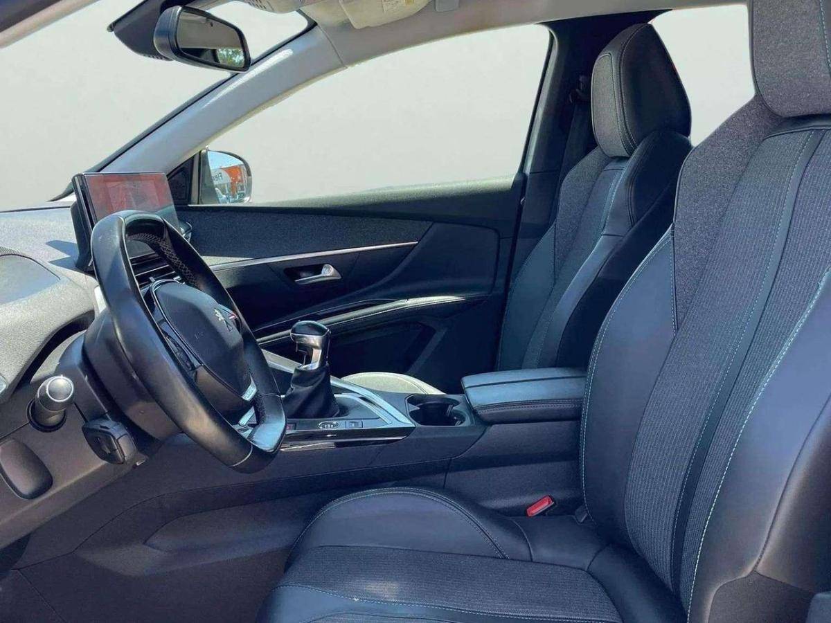 peugeot-5008-2021-diesel-1499cc