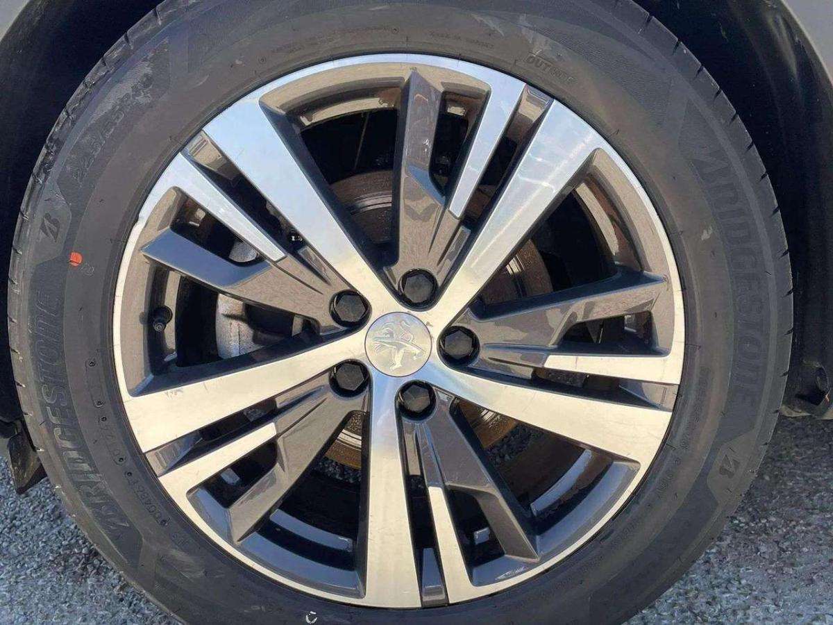 peugeot-5008-2021-diesel-1499cc
