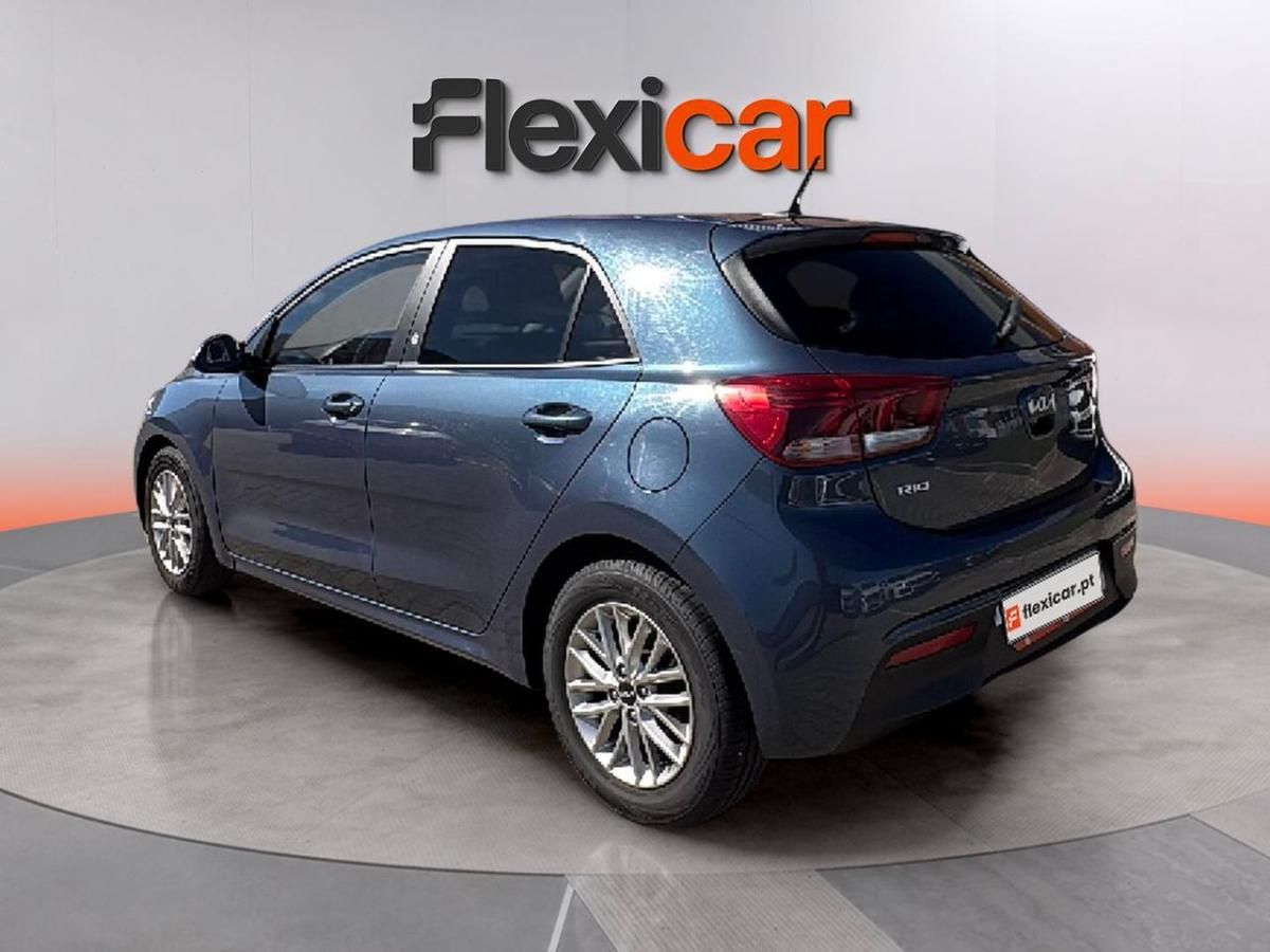 kia-rio-2022-gasolina-998cc