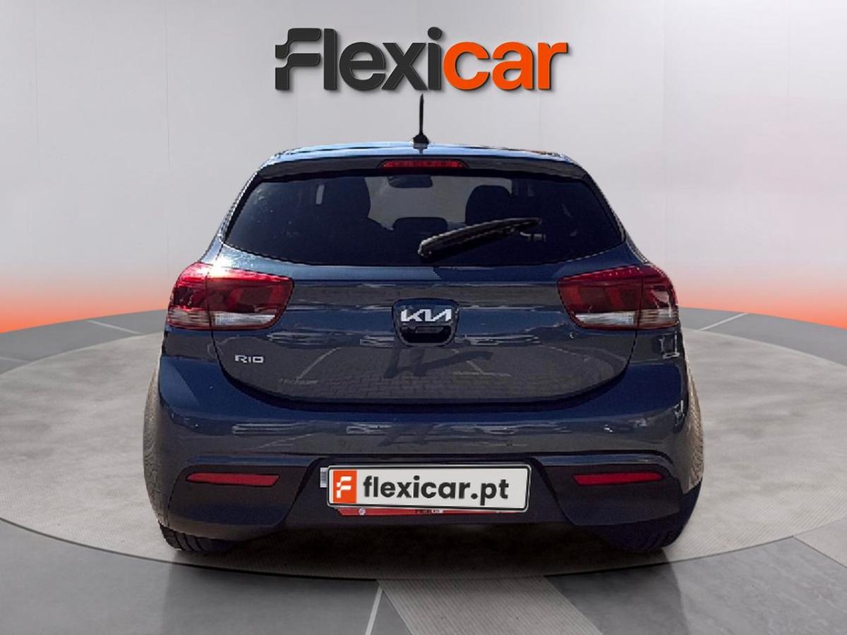 kia-rio-2022-gasolina-998cc
