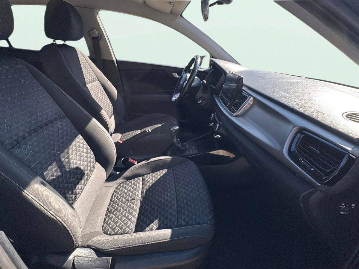 kia-rio-2022-gasolina-998cc