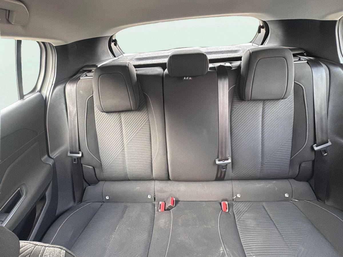peugeot-308-2022-diesel-1499cc