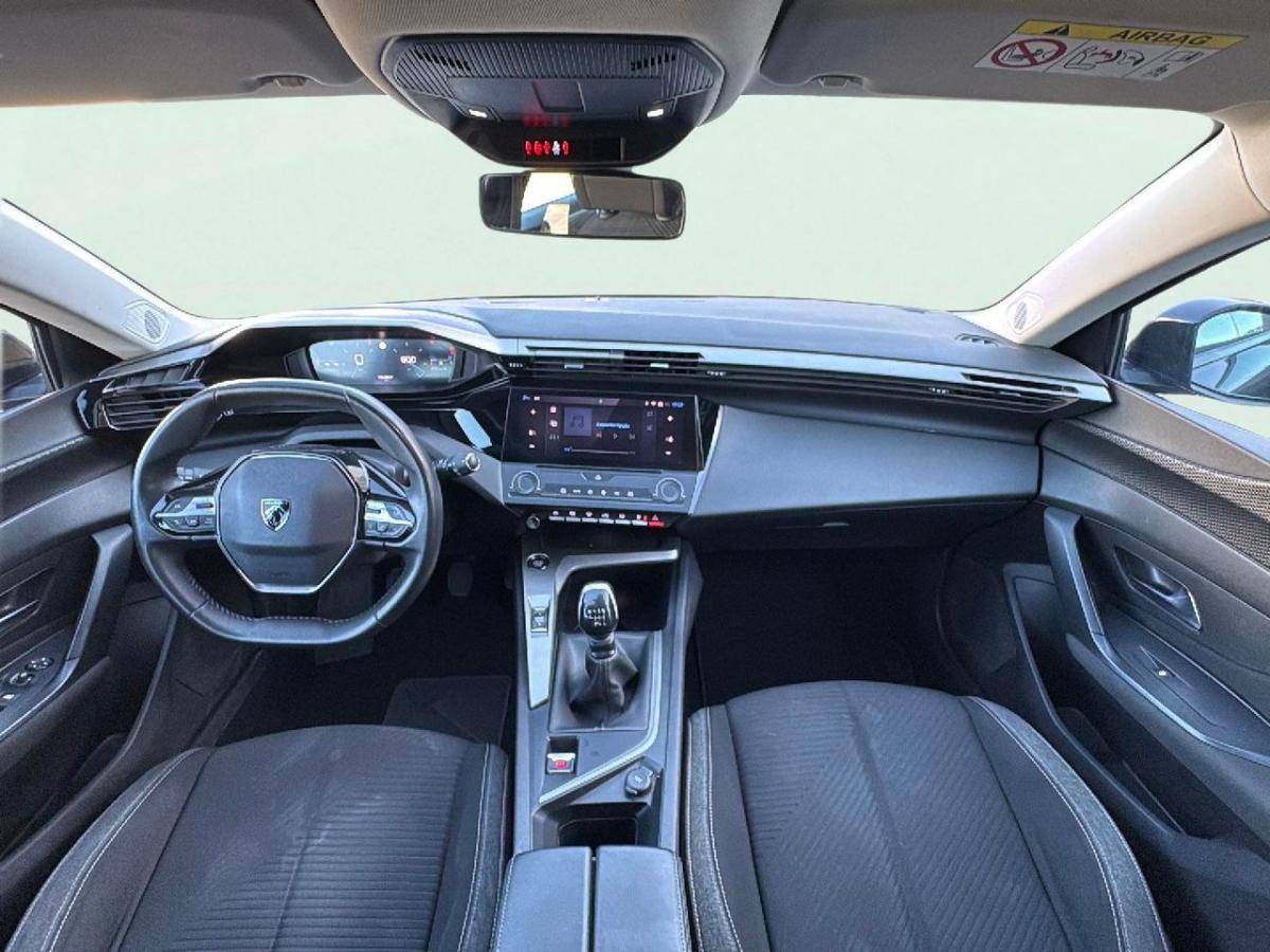 peugeot-308-2022-gasolina-1199cc