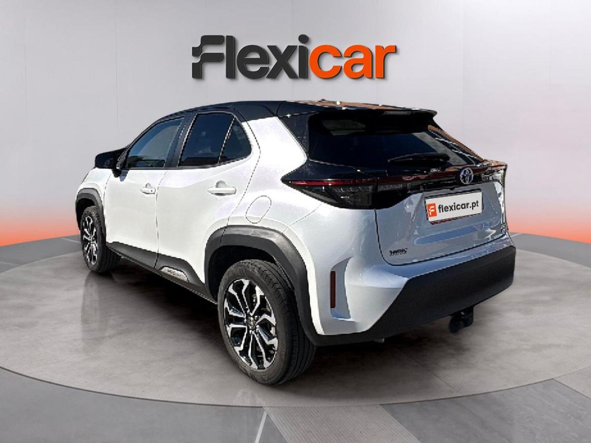 toyota-yaris-cross-2023-hibrido-a-gasolina-1490cc