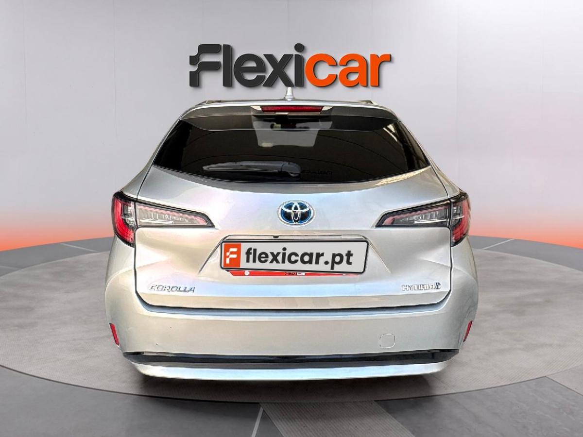 toyota-corolla-2019-hibrido-a-gasolina-1798cc