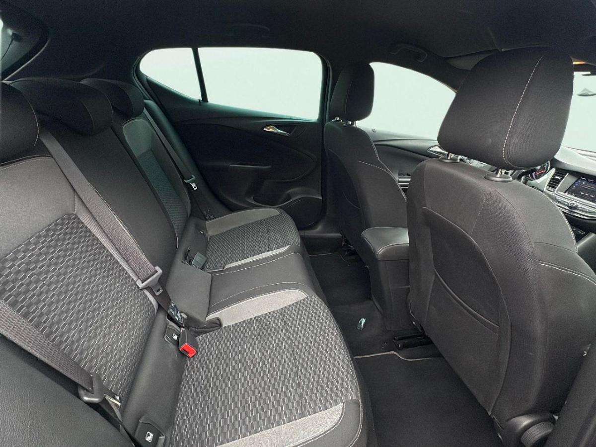 opel-astra-2020-gasolina-1199cc