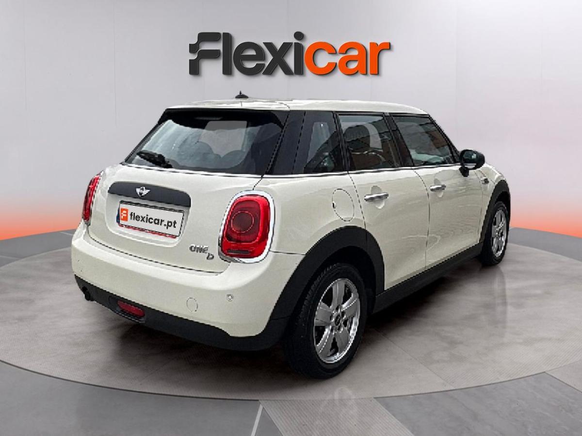 mini-one-2018-diesel-1496cc