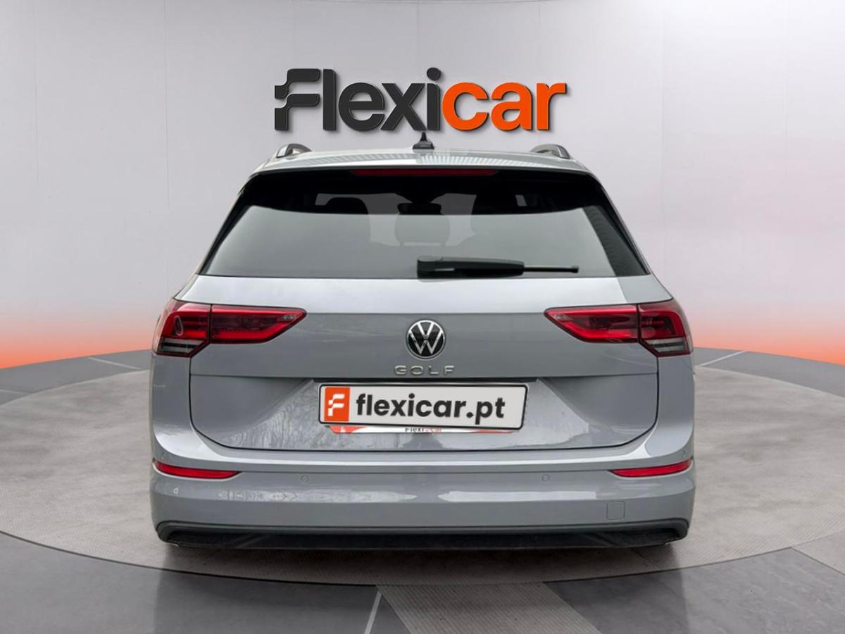 volkswagen-golf-variant-2021-diesel-1968cc