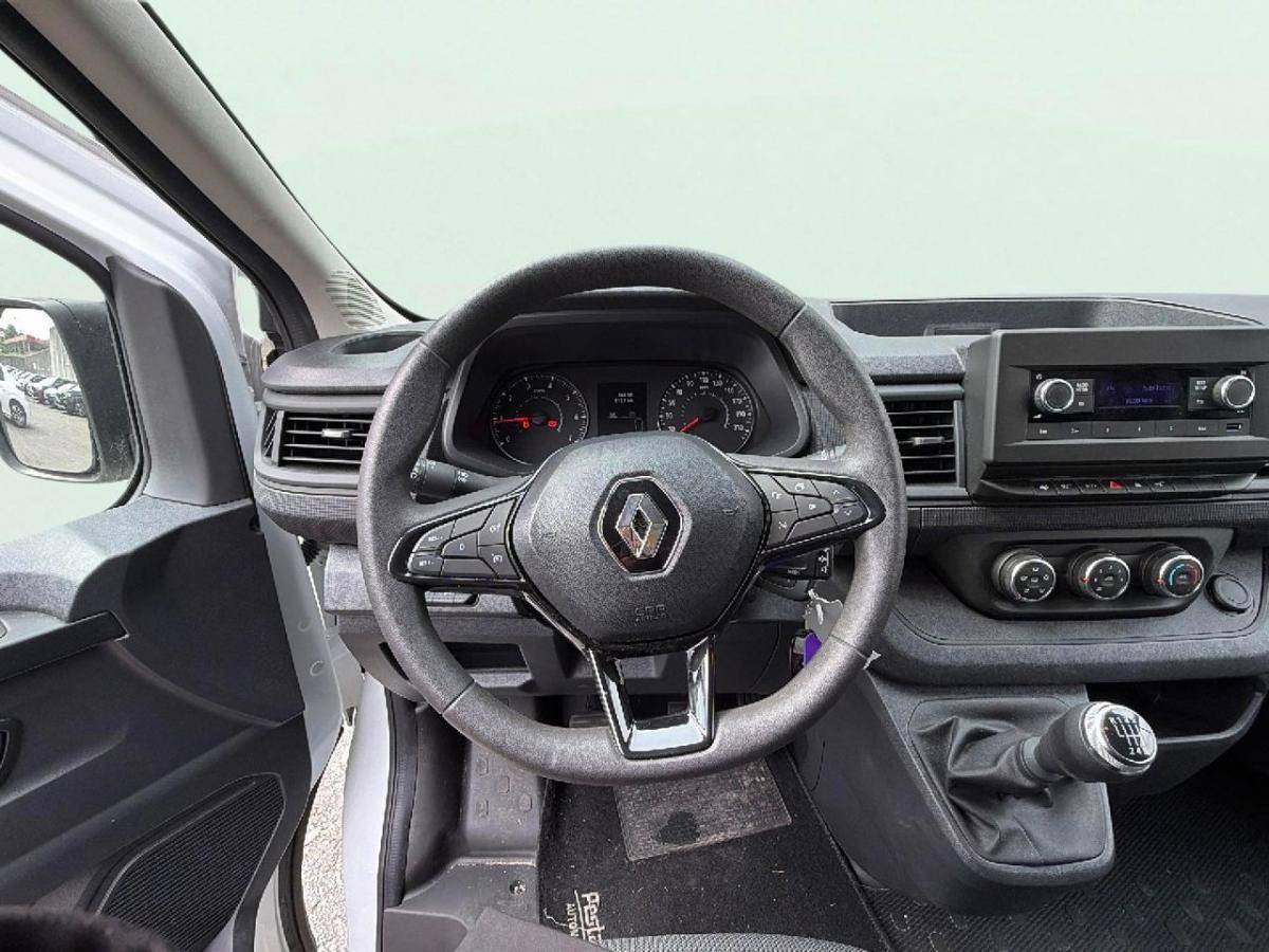 renault-trafic-2024-diesel-1997cc
