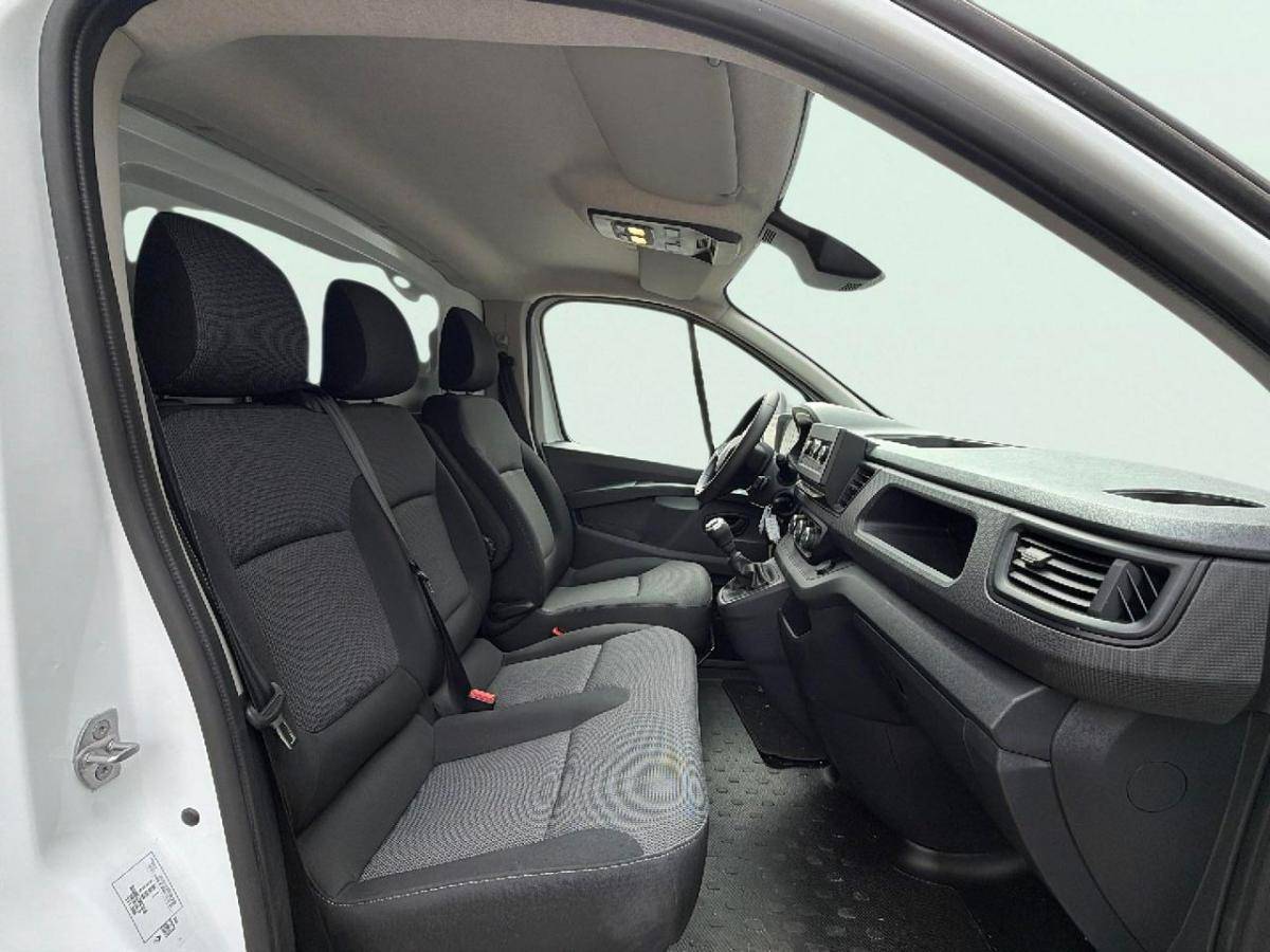 renault-trafic-2024-diesel-1997cc