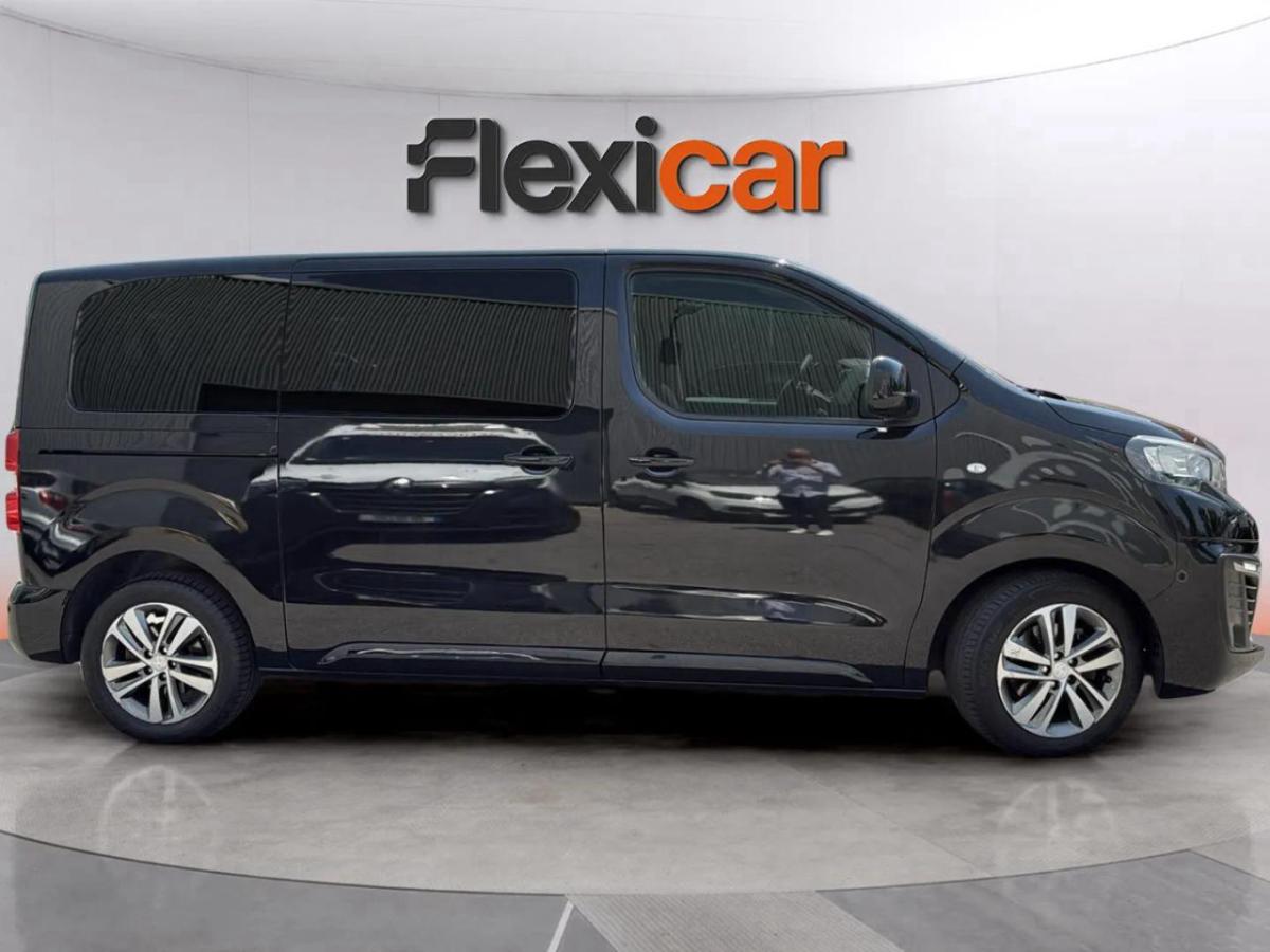 peugeot-traveller-2018-diesel-1560cc