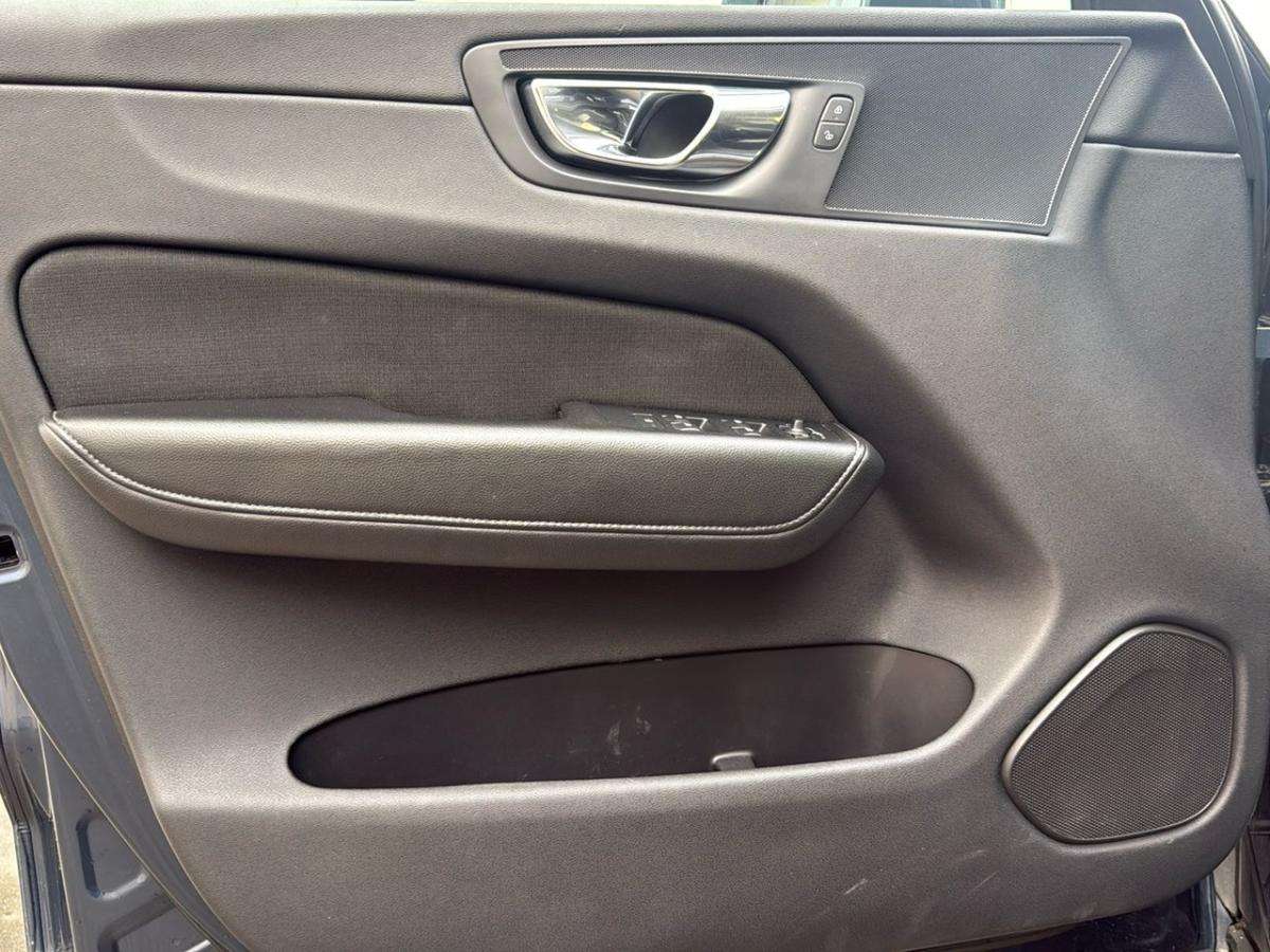 volvo-xc60-2018-hibrido-a-gasolina-1969cc