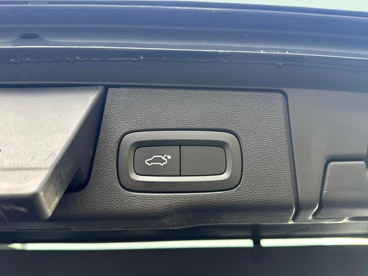 volvo-xc60-2018-hibrido-a-gasolina-1969cc