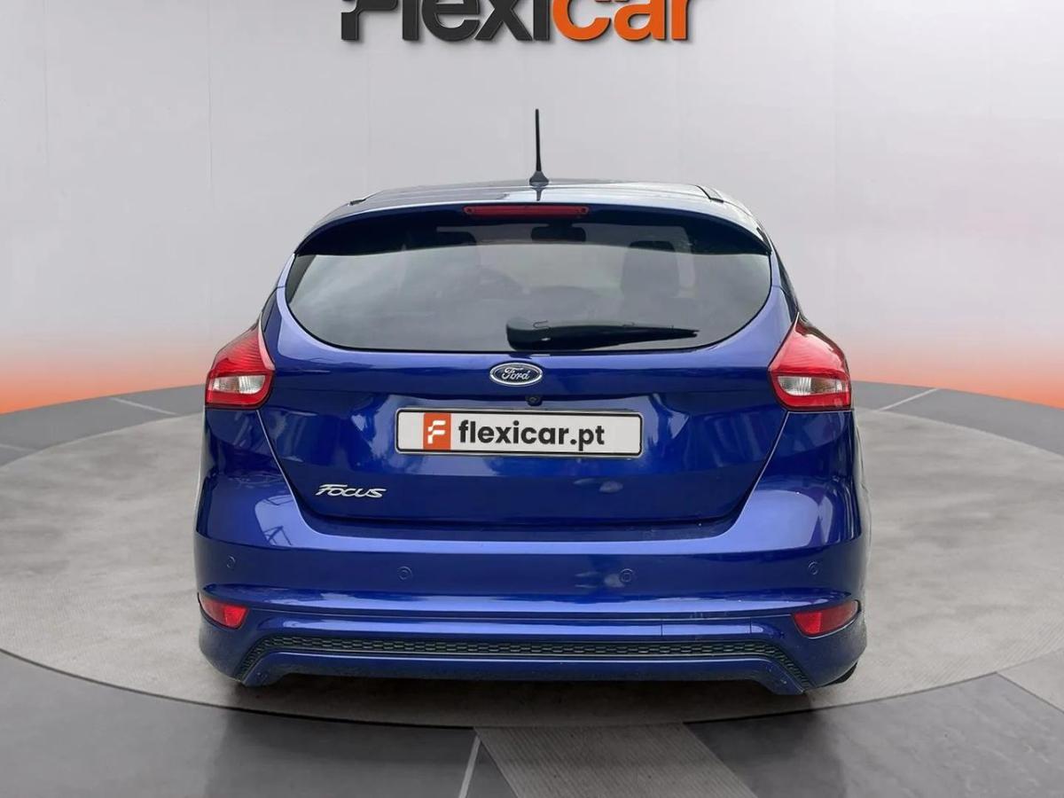 ford-focus-2017-gasolina-998cc