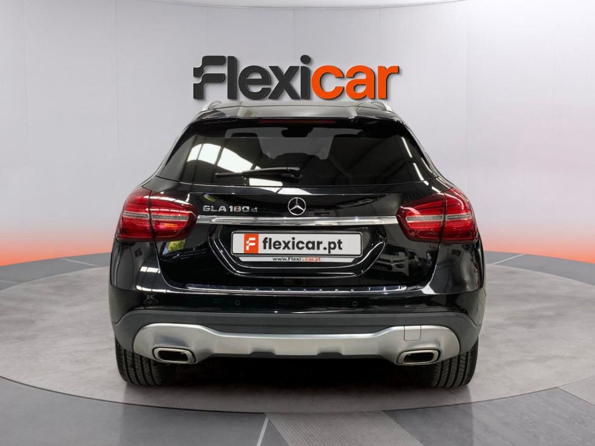 mercedes-benz-gla-2017-diesel-1461cc