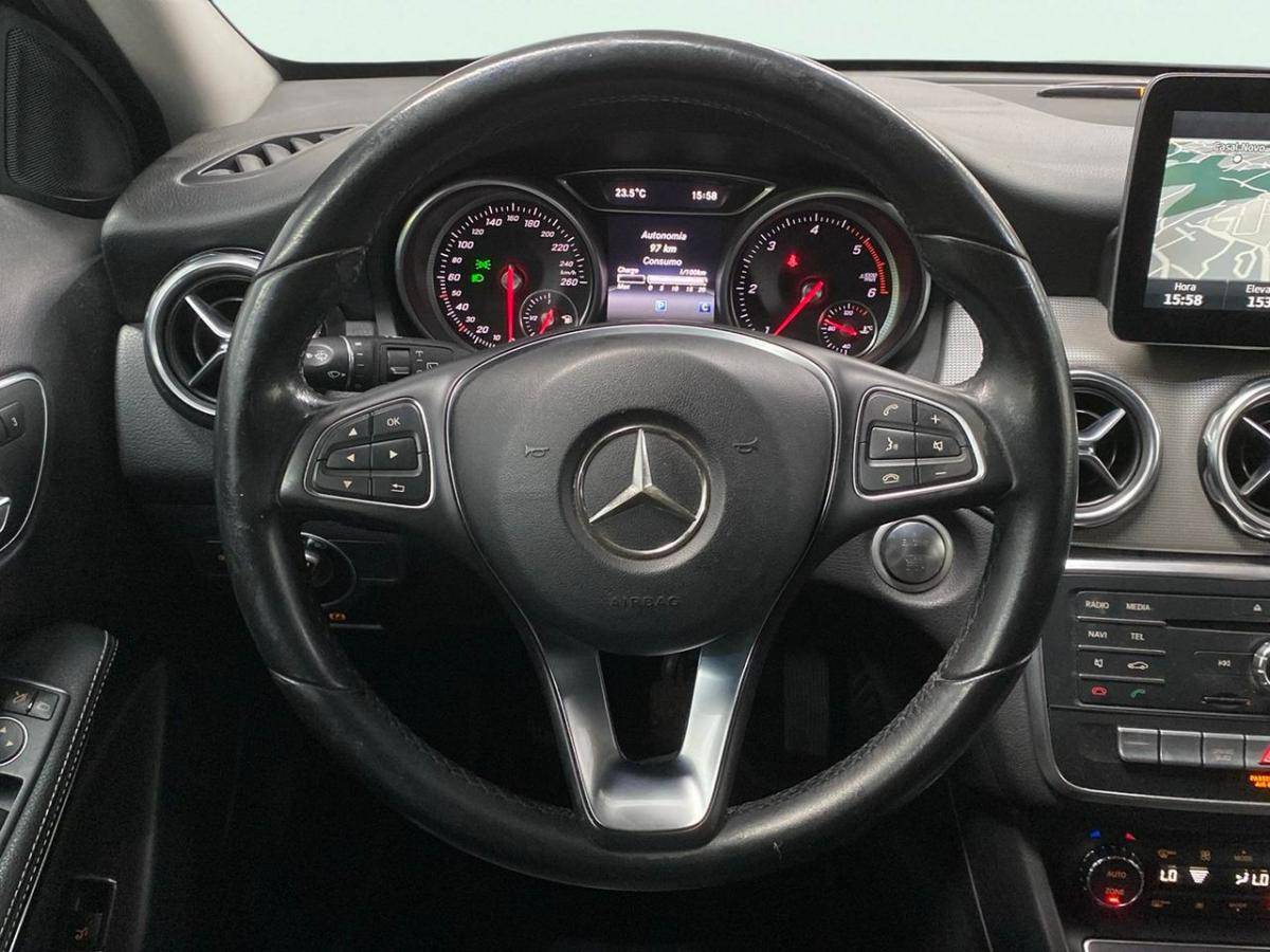 mercedes-benz-gla-2017-diesel-1461cc
