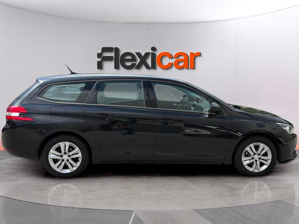 peugeot-308-sw-2021-diesel-1499cc