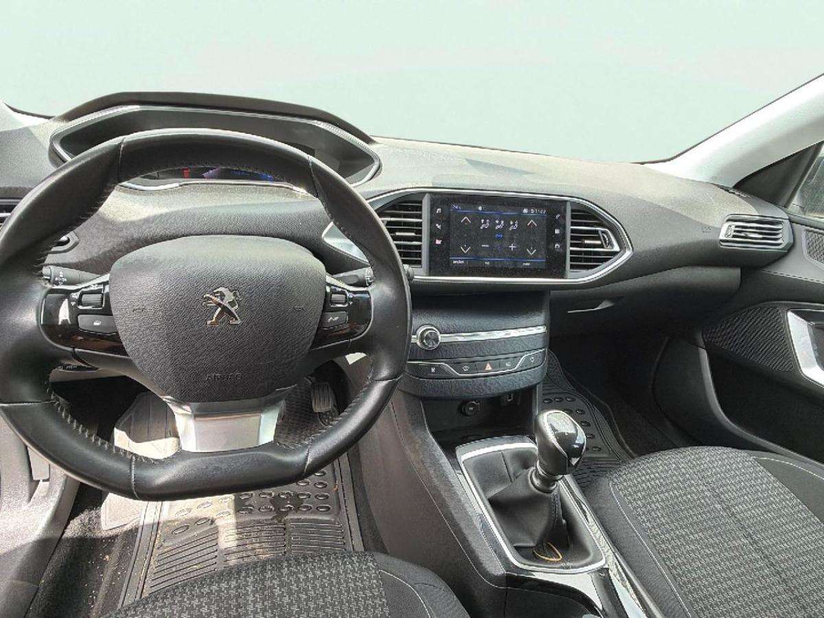 peugeot-308-sw-2021-diesel-1499cc