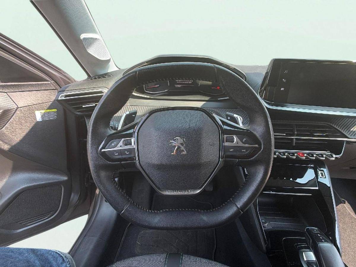 peugeot-208-2021-gasolina-1199cc