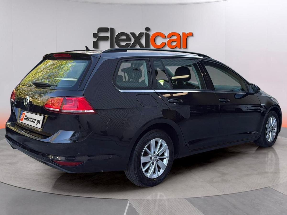 volkswagen-golf-variant-2014-diesel-1598cc