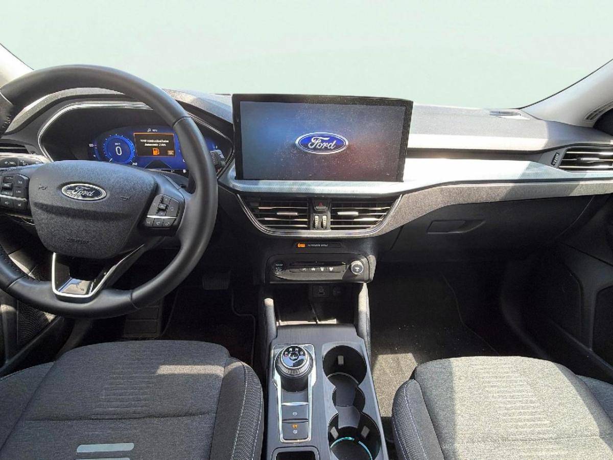 ford-focus-sw-2023-diesel-1499cc